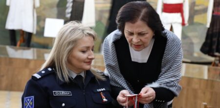 Atelier de confecționare a mărțișoarelor ca element de integrare culturală