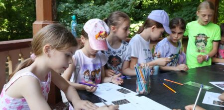 Atelier de creație – în contextul celebrării Zilei Naționale a Portului Popular